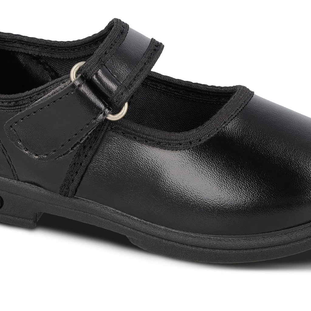 Walkaroo Girls School Shoes - WV592 Black - Walkaroo Footwear